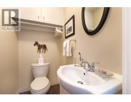 4680 Cumberland Rd, Cumberland, BC V0R1S0 Photo 17