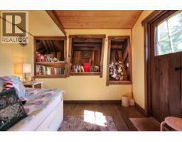 4680 Cumberland Rd, Cumberland, BC V0R1S0 Photo 35