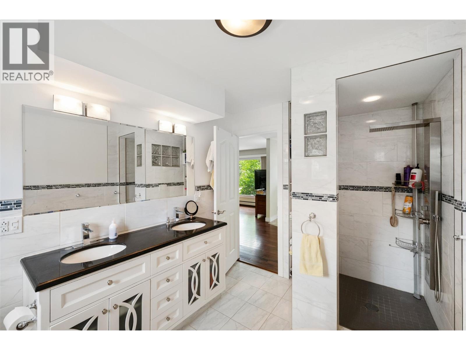 1322 Ridgedale Avenue - 32