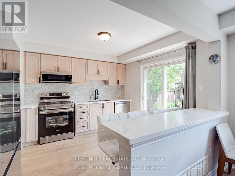 70 SHONIKER DRIVE, Newmarket (Summerhill Estates) — photo 8