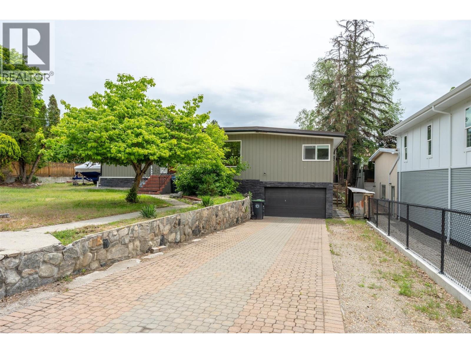 1322 Ridgedale Avenue, Penticton