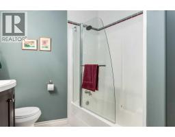 1001 East Chestermere Drive, Chestermere, AB T1X1A8 Photo 46