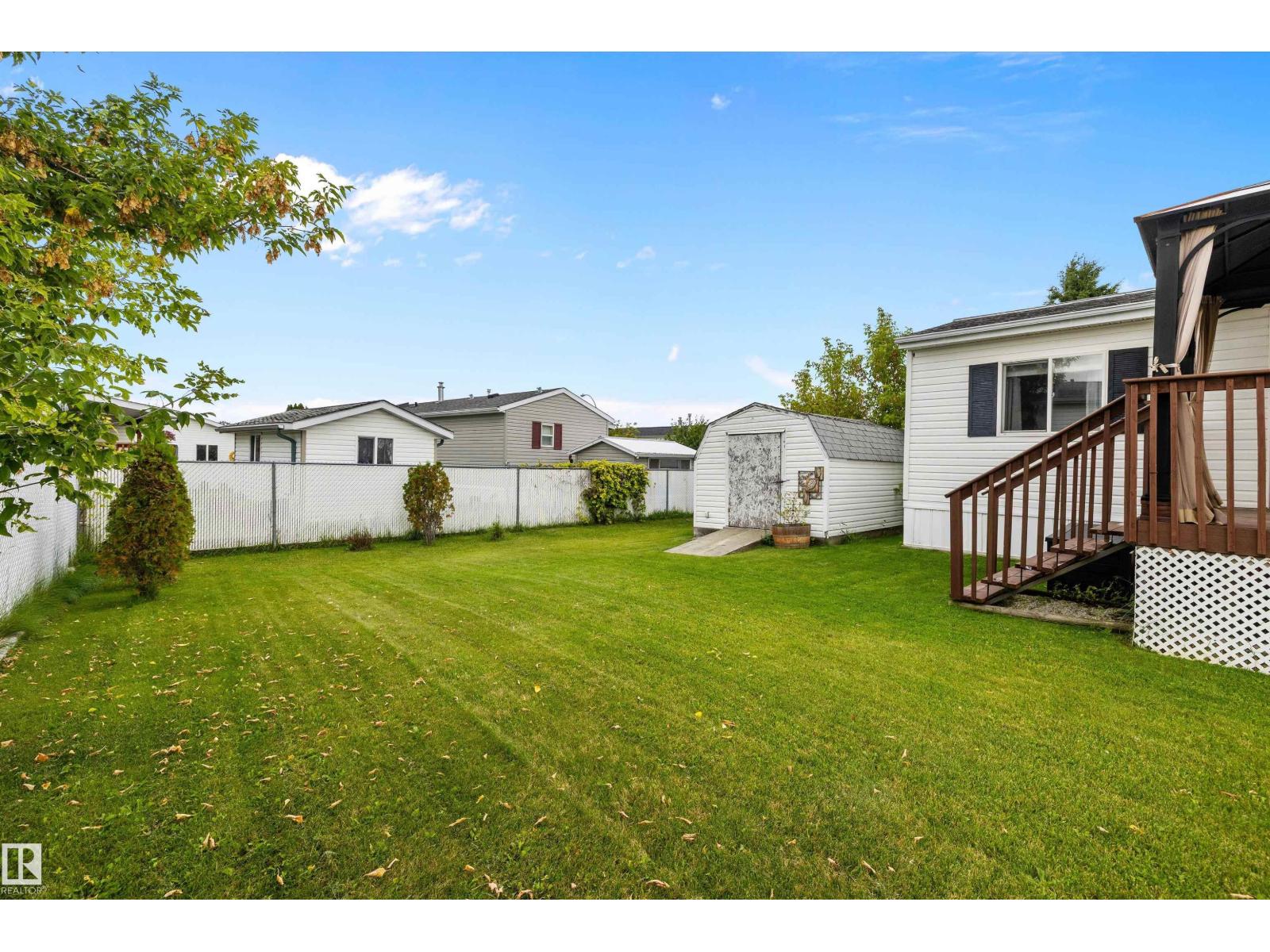 #161 3400 48 ST - 35