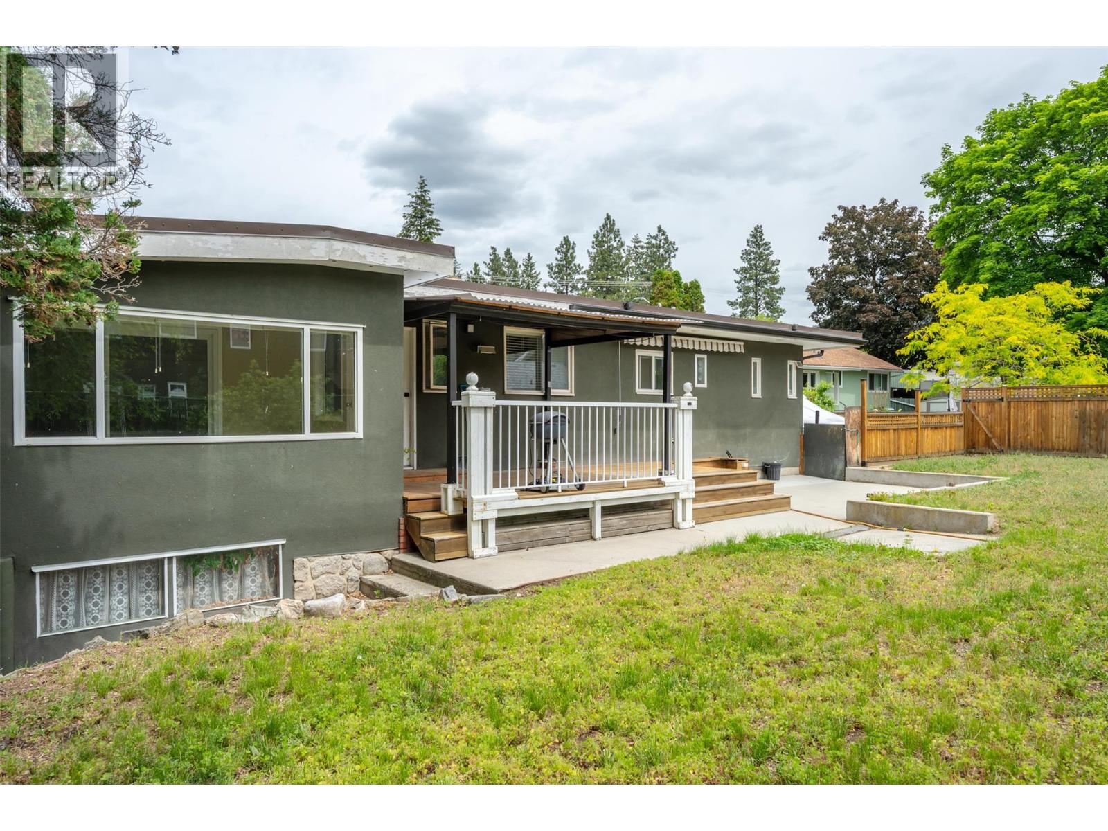 1322 Ridgedale Avenue - 44