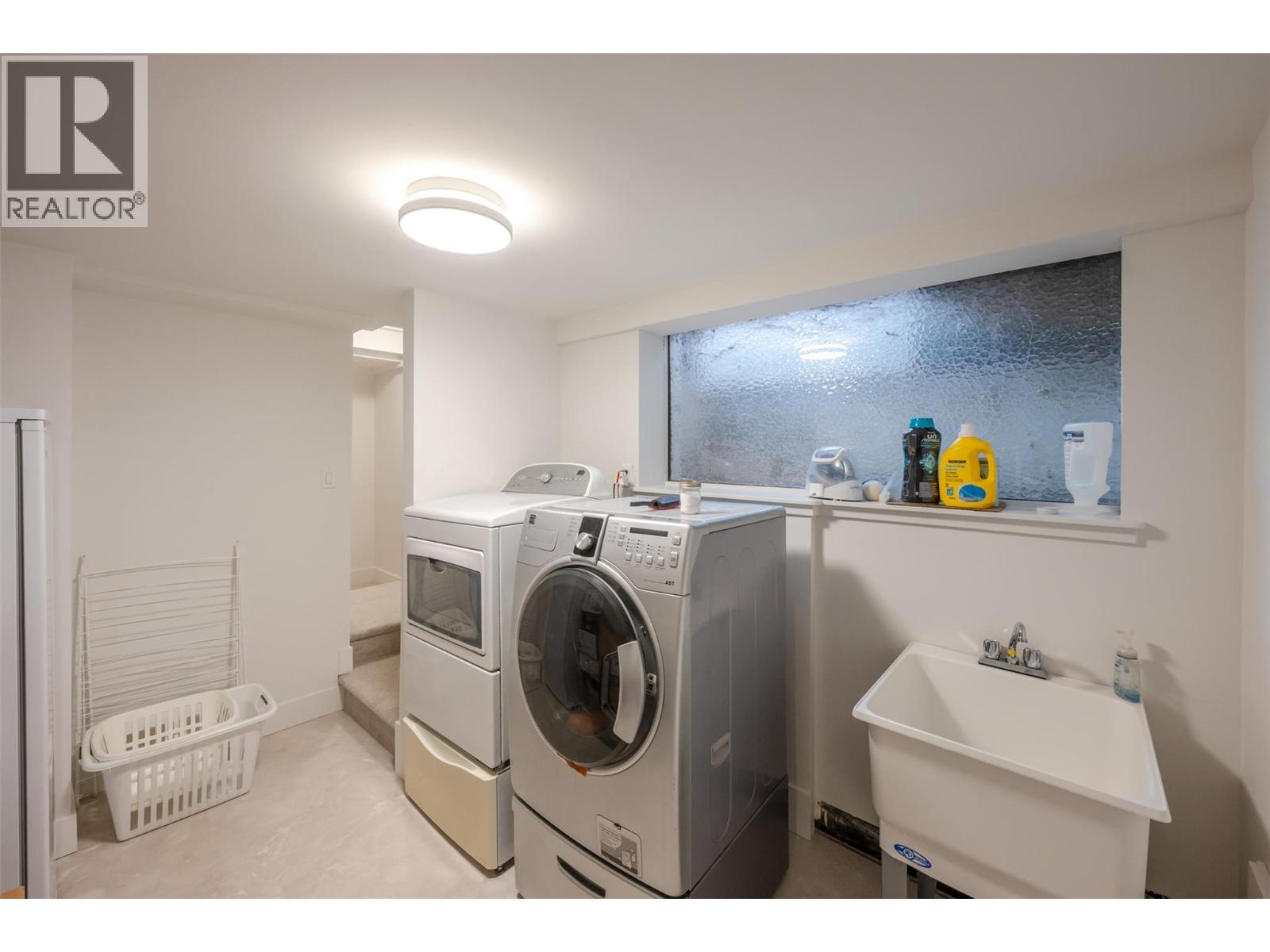 1322 Ridgedale Avenue - 49