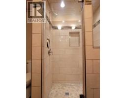 10215 106 Avenue, Grande Prairie, AB T8V1K2 Photo 11