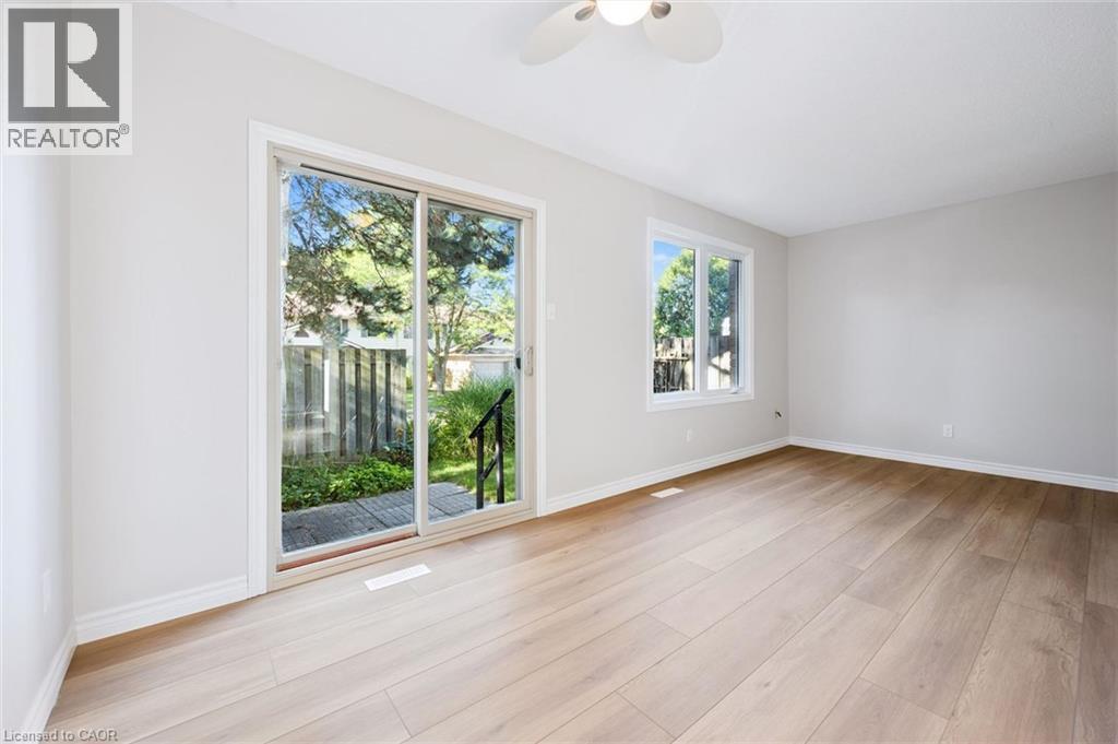 #40 375 KINGSCOURT Drive - 15