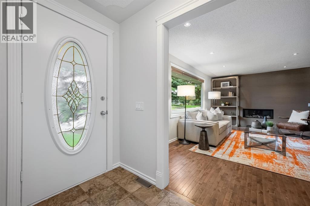 839 Lake Twintree Crescent SE, Lake Bonavista, Calgary photo 5