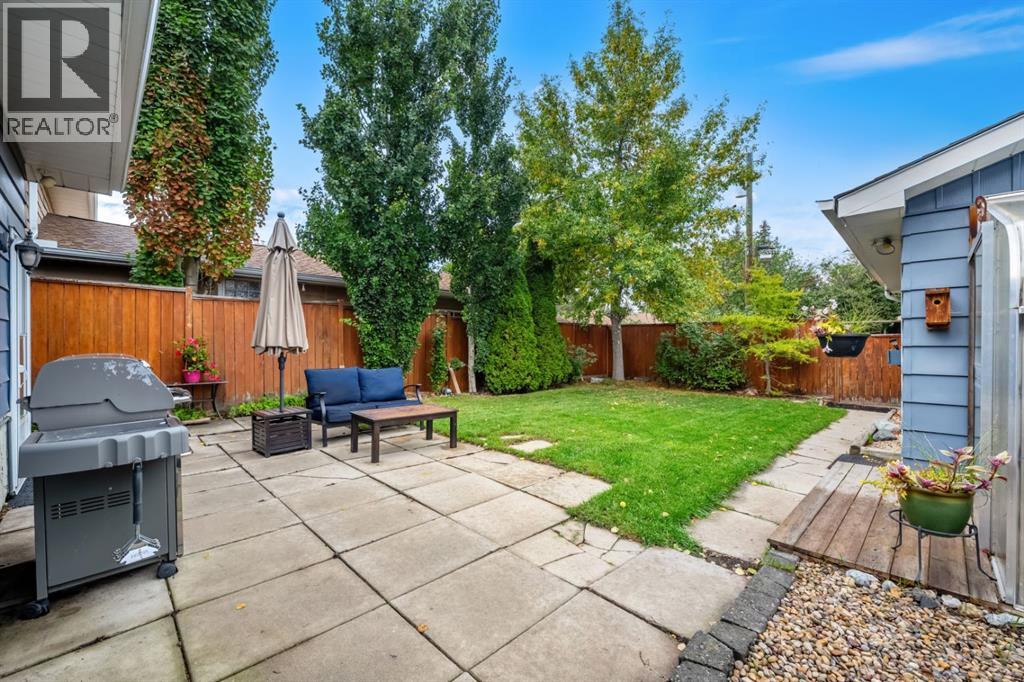 839 Lake Twintree Crescent SE - Image 38