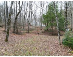 4 Ch. M.-cousineau, Val Des Monts, QC J8N4G7 Photo 10