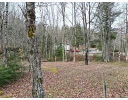 4 Ch. M.-cousineau, Val Des Monts, QC J8N4G7 Photo 11