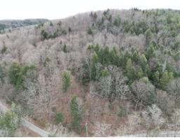 4 Ch. M.-cousineau, Val Des Monts, QC J8N4G7 Photo 25