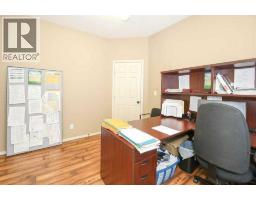 5209 49a Avenue, Bentley, AB T0C0J0 Photo 25