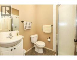 5209 49a Avenue, Bentley, AB T0C0J0 Photo 31