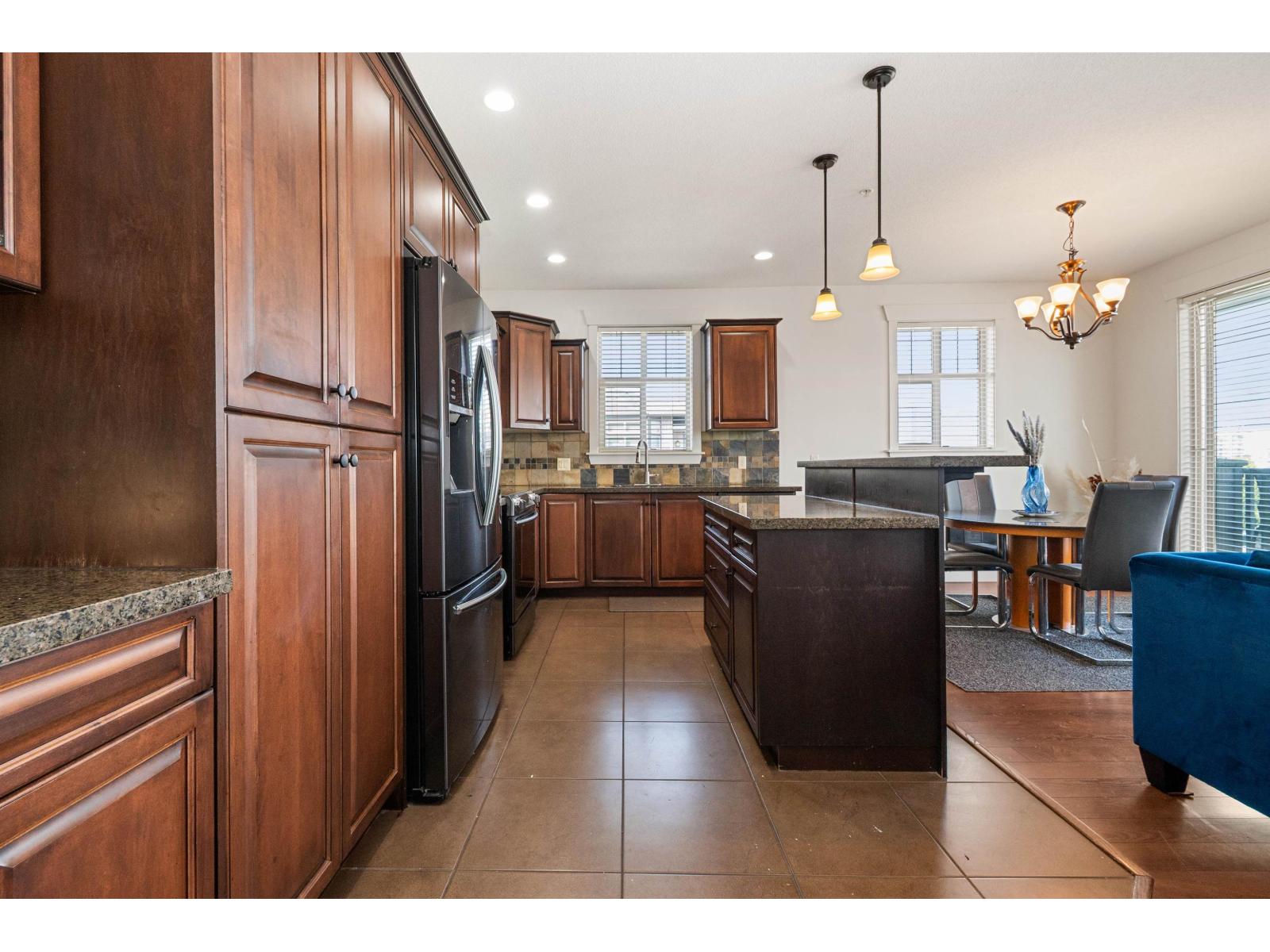 401 45893 CHESTERFIELD AVENUE, Chilliwack Downtown, Chilliwack — photo 4
