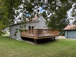 25 River Avenue, St Jean Baptiste, MB R0G2B0 Photo 13