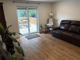 25 River Avenue, St Jean Baptiste, MB R0G2B0 Photo 9