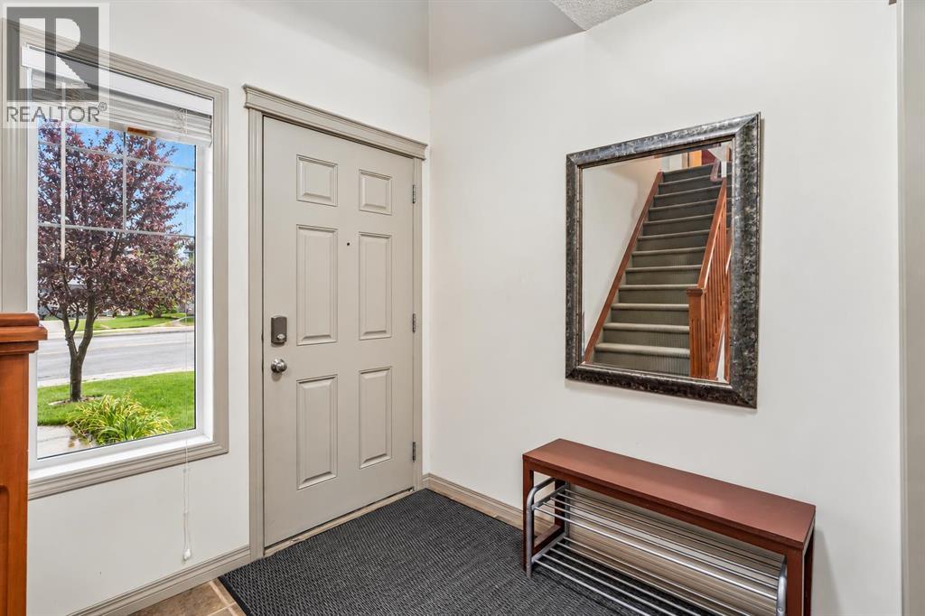 202 Royal Birch Heath NW, Royal Oak, Calgary photo 3
