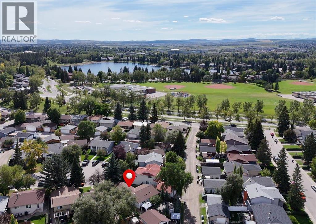 232 Midglen Place SE, Midnapore, Calgary photo 1