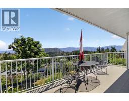 2272 Shannon Hills Drive, West Kelowna, BC V4T2P1 Photo 17
