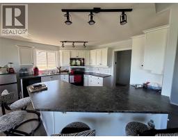 Kitchen - 2272 Shannon Hills Drive, West Kelowna, BC V4T2P1 Photo 9