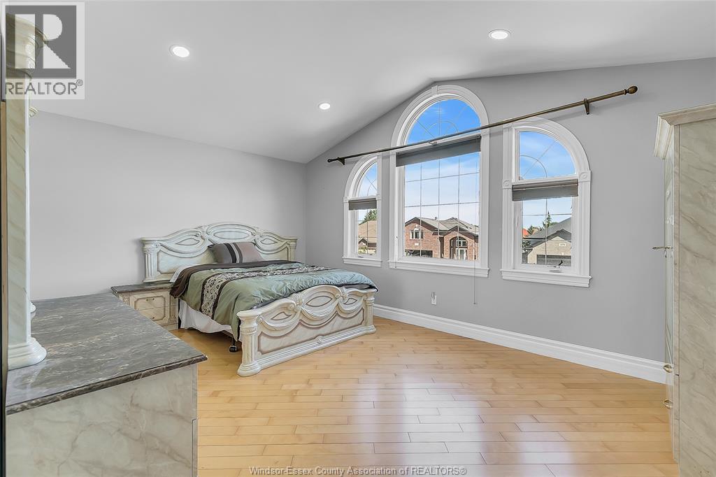 1377 GIRARD DRIVE - Image 19