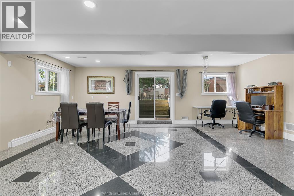 1377 GIRARD DRIVE - Image 25