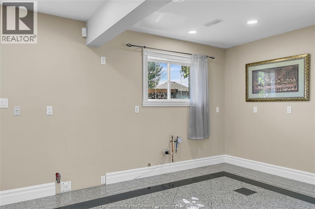 1377 GIRARD DRIVE - Image 30