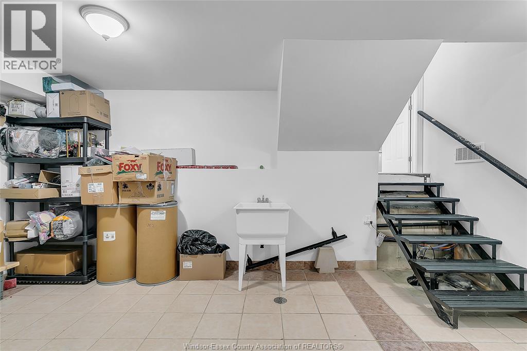 1377 GIRARD DRIVE - 35