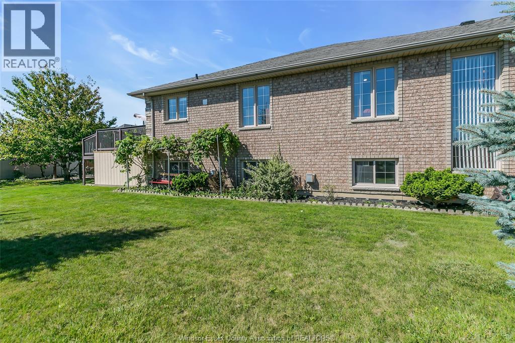 1377 GIRARD DRIVE - 47