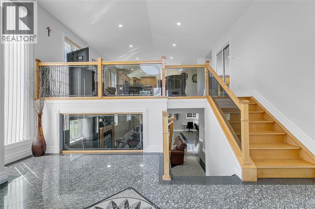 1377 GIRARD DRIVE, Lakeshore — photo 5