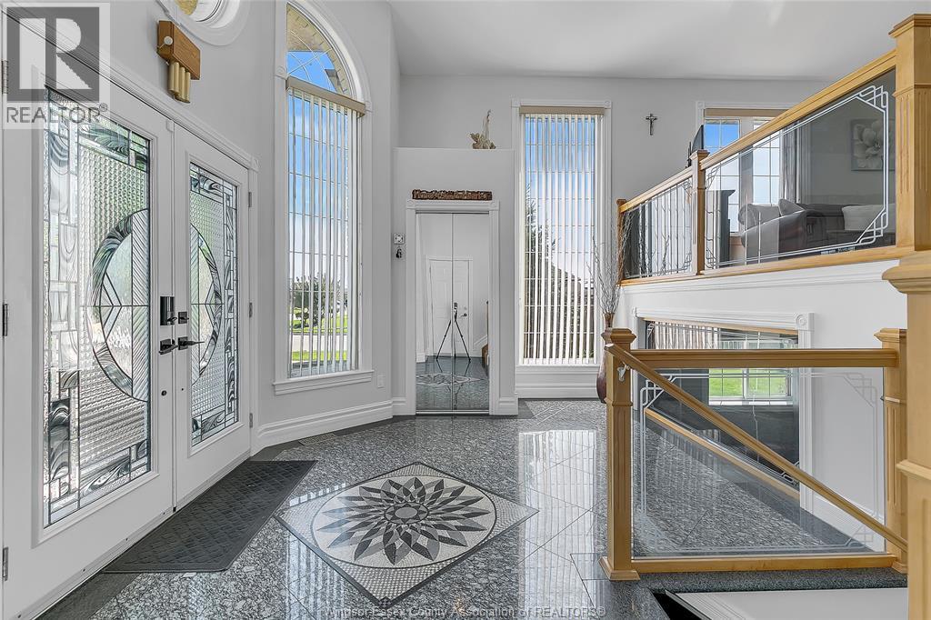 1377 GIRARD DRIVE, Lakeshore — photo 6