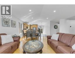 Living room/Dining room - 1377 Girard Drive, Lakeshore, ON N0R1A0 Photo 9
