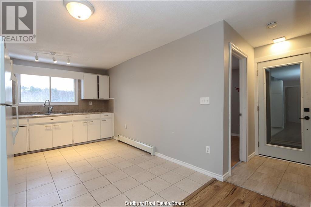 1663 Wendy Street - 13