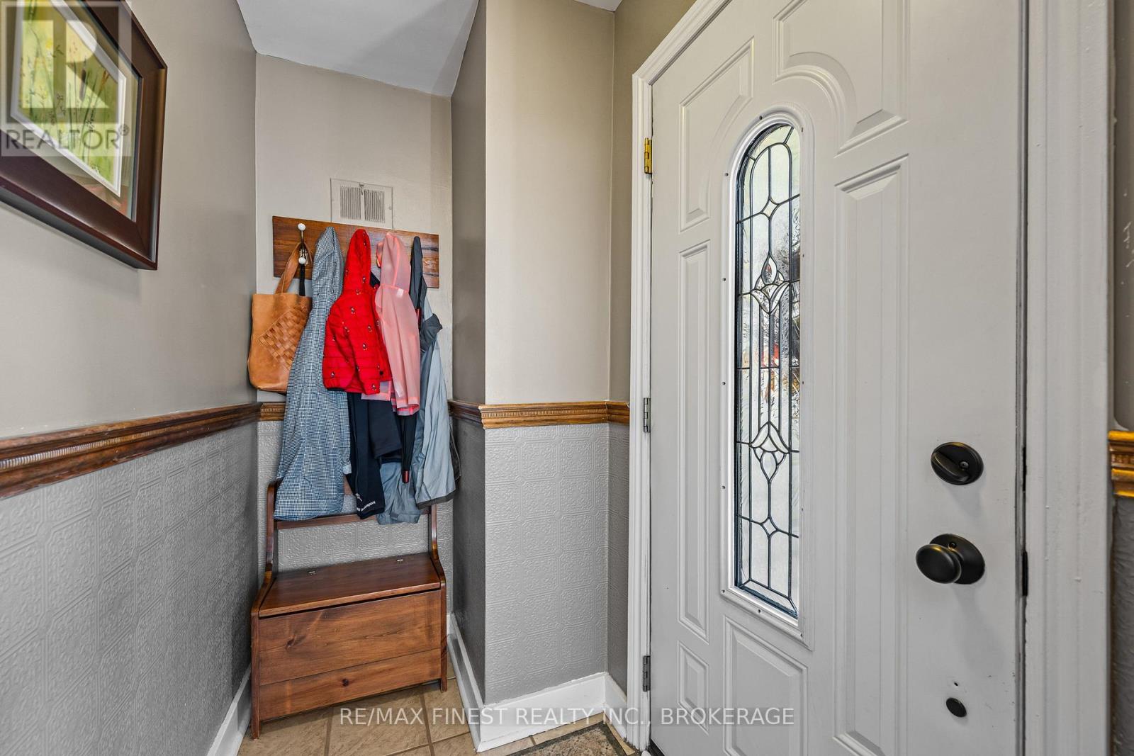 15 ALEXANDER STREET, Kingston (West of Sir John A. Blvd) — photo 5