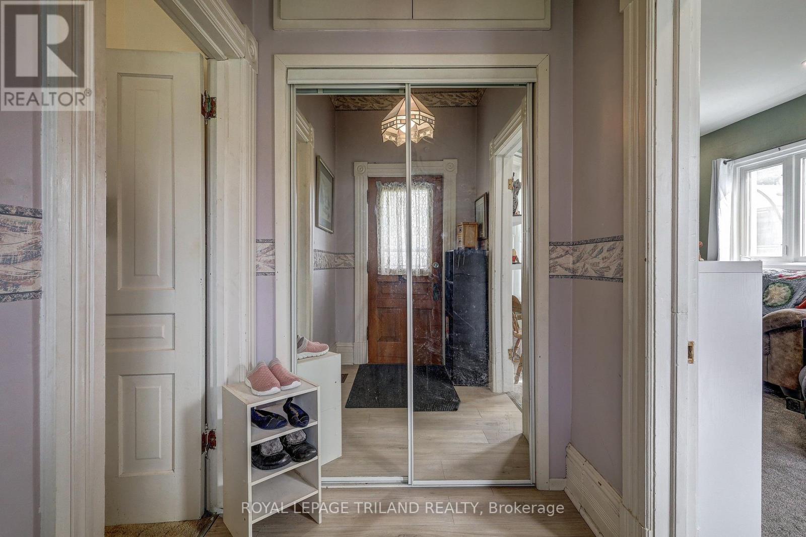 54 BARWICK STREET - Image 20