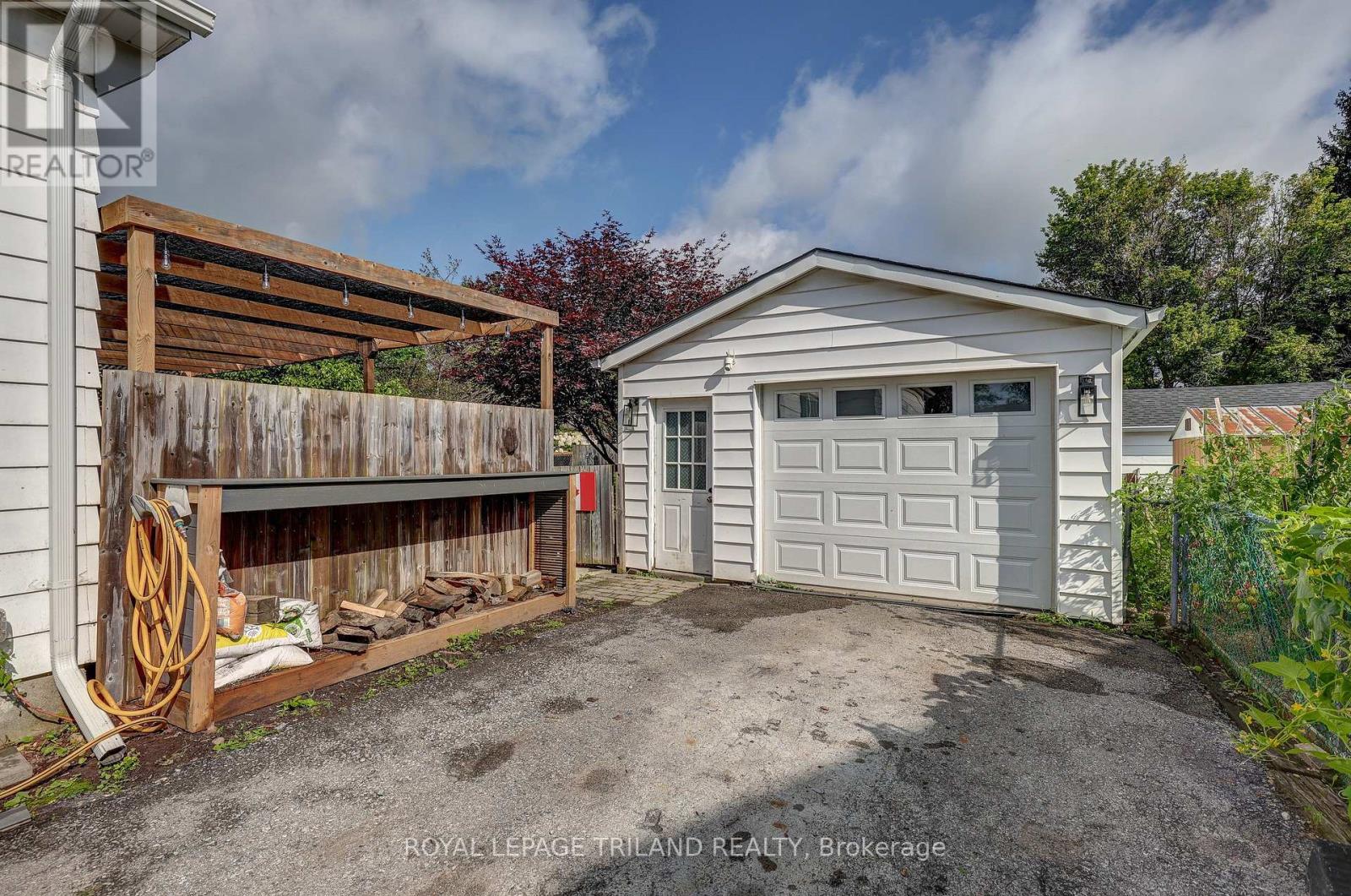 54 BARWICK STREET, St. Thomas — photo 3