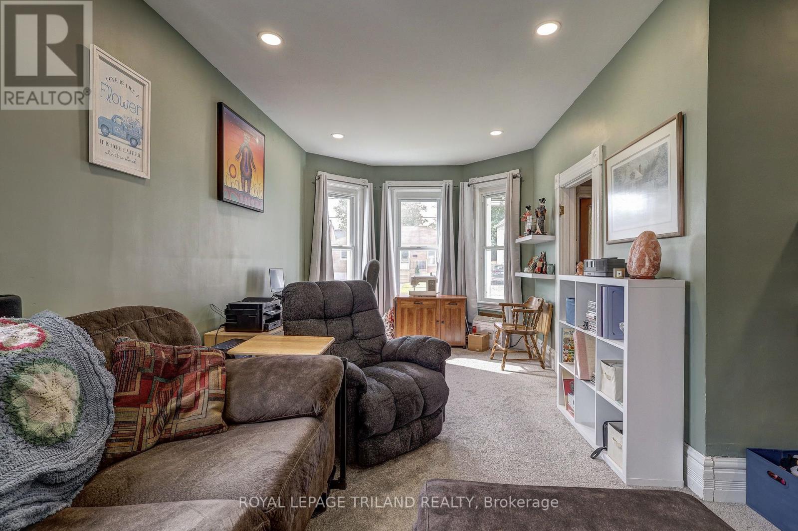 54 BARWICK STREET - 31