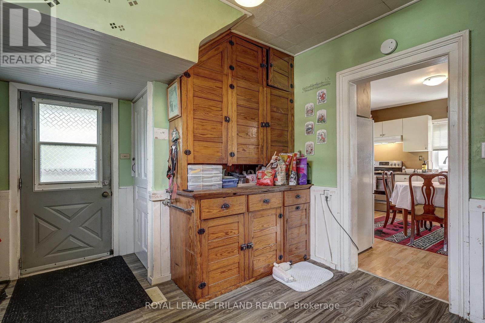 54 BARWICK STREET - 40