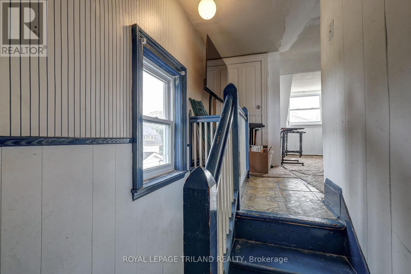 54 BARWICK STREET - 43