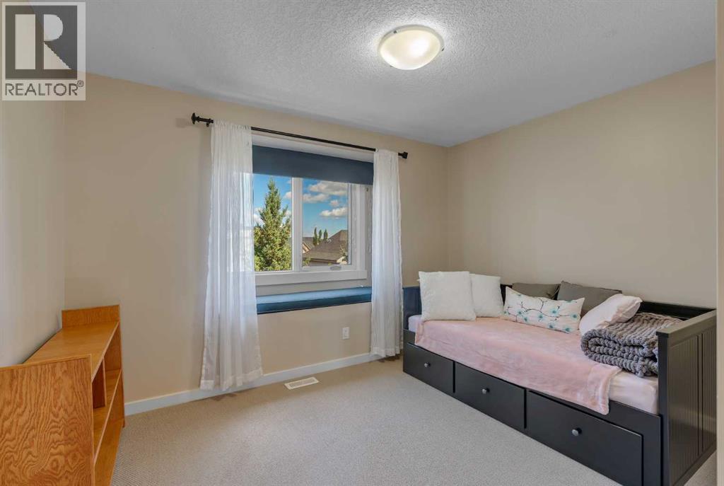 79 Westpark Crescent SW - Image 24