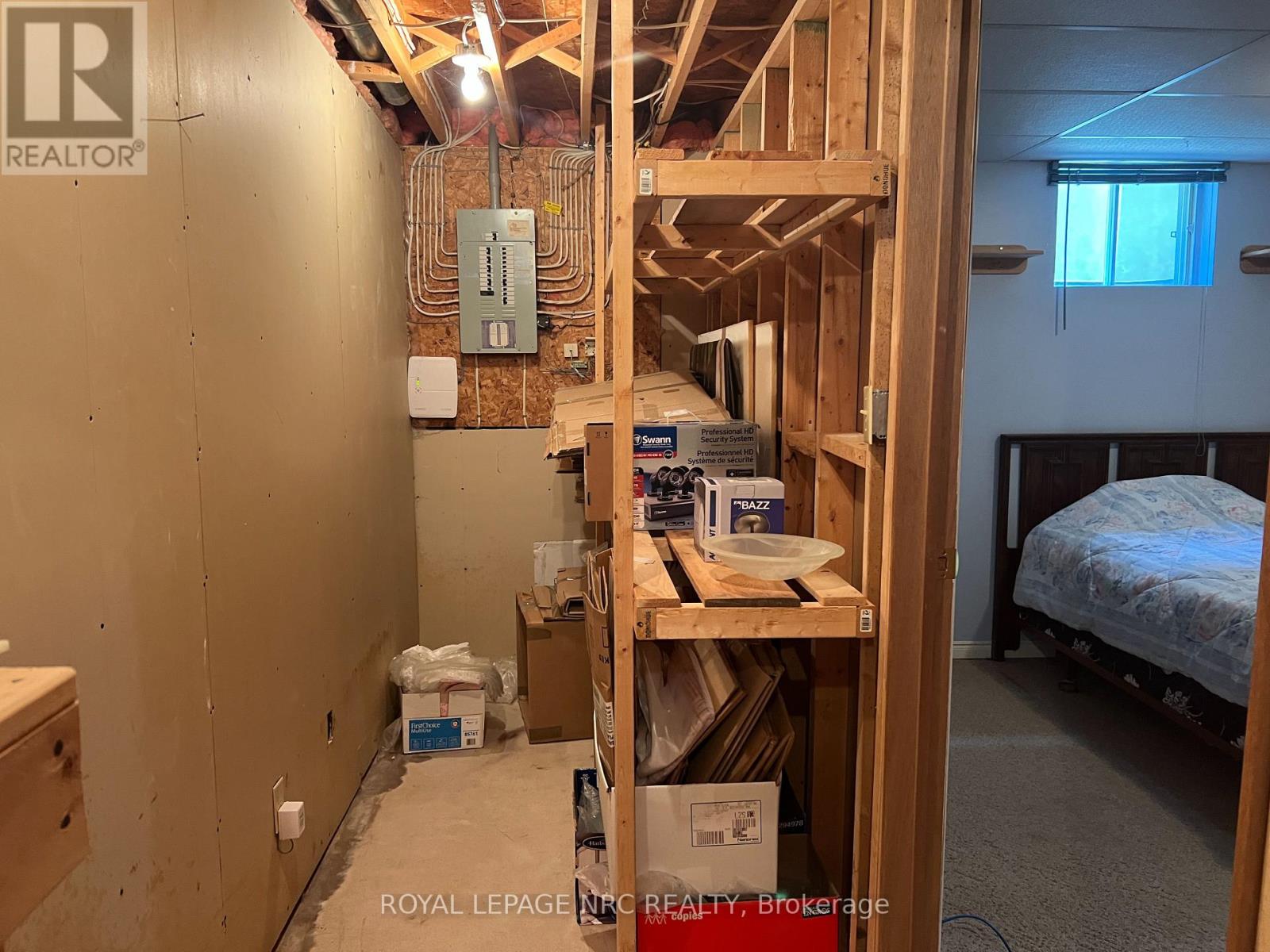 46 ANDREA DRIVE - Image 17