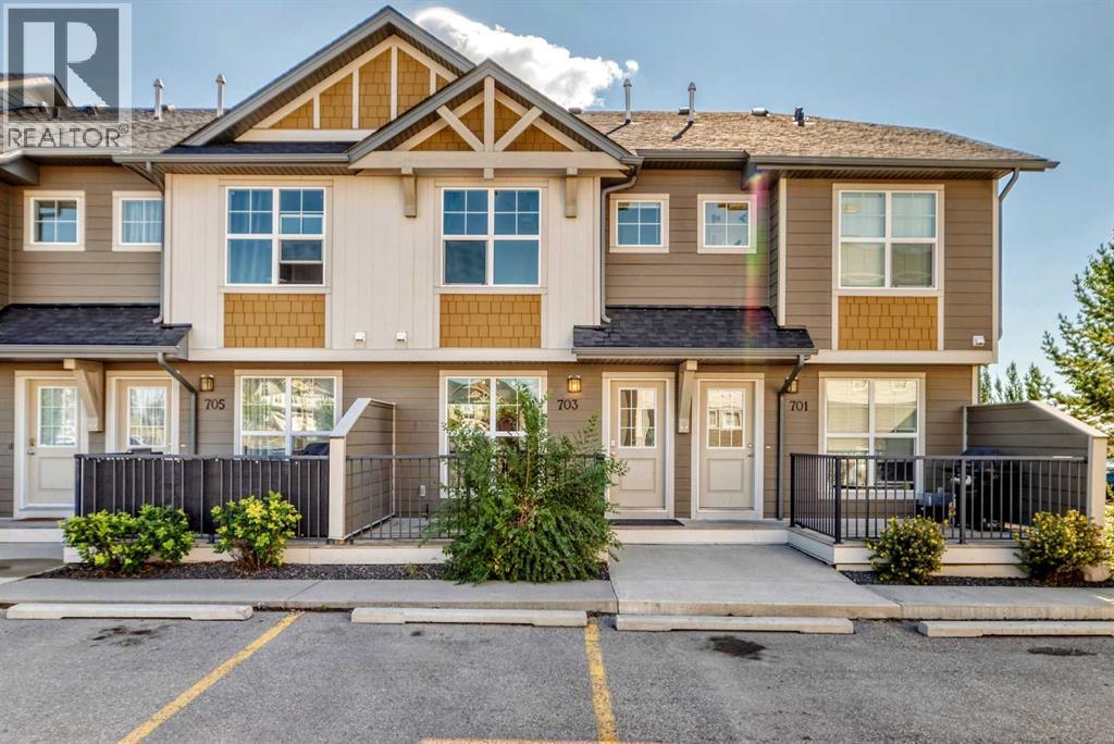 101 Sunset Drive, Cochrane