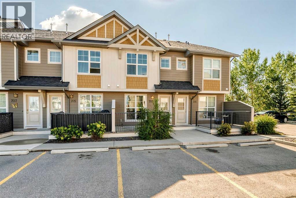 101 Sunset Drive, Cochrane