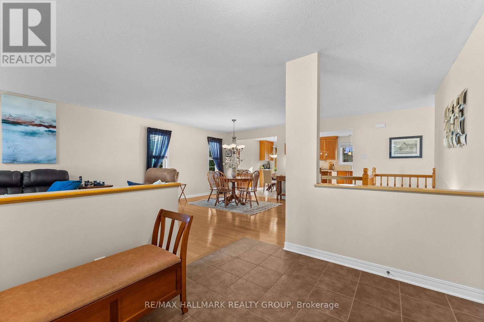 95 LLOYDALEX CRESCENT, Ottawa — photo 7