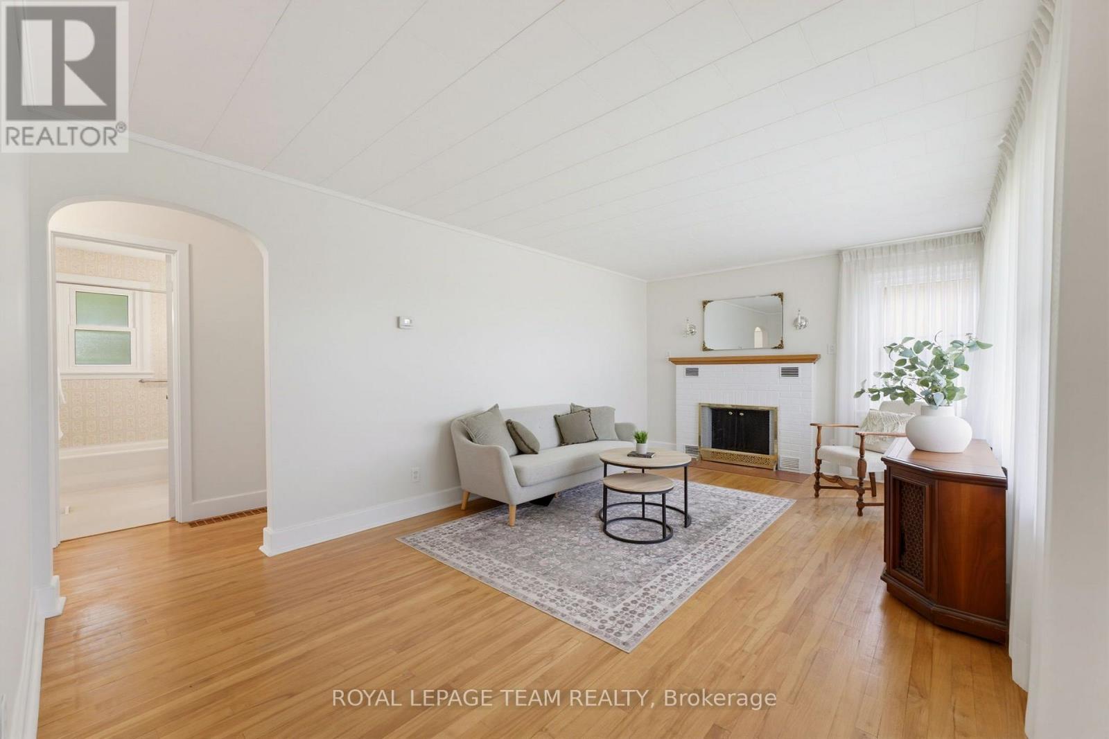 28 CATHERINE STREET, Smiths Falls — photo 4