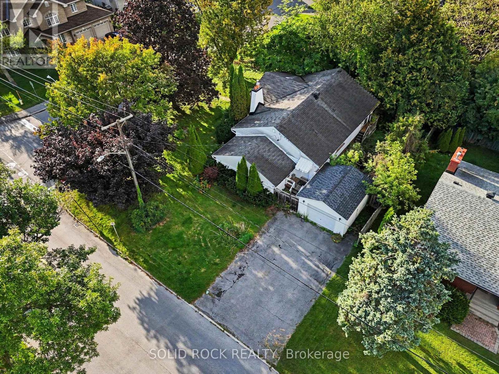 889 MOUNTAINVIEW AVENUE - Image 26