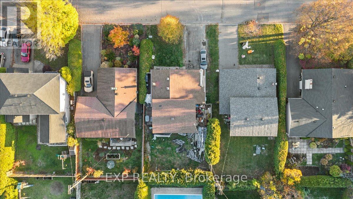 2670 STONE CRESCENT N - 3