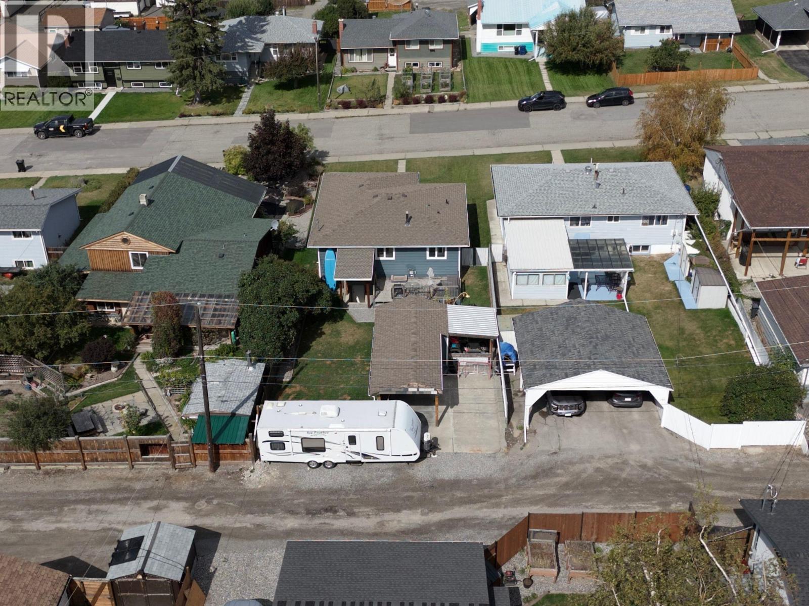 713 7TH Street S - 4