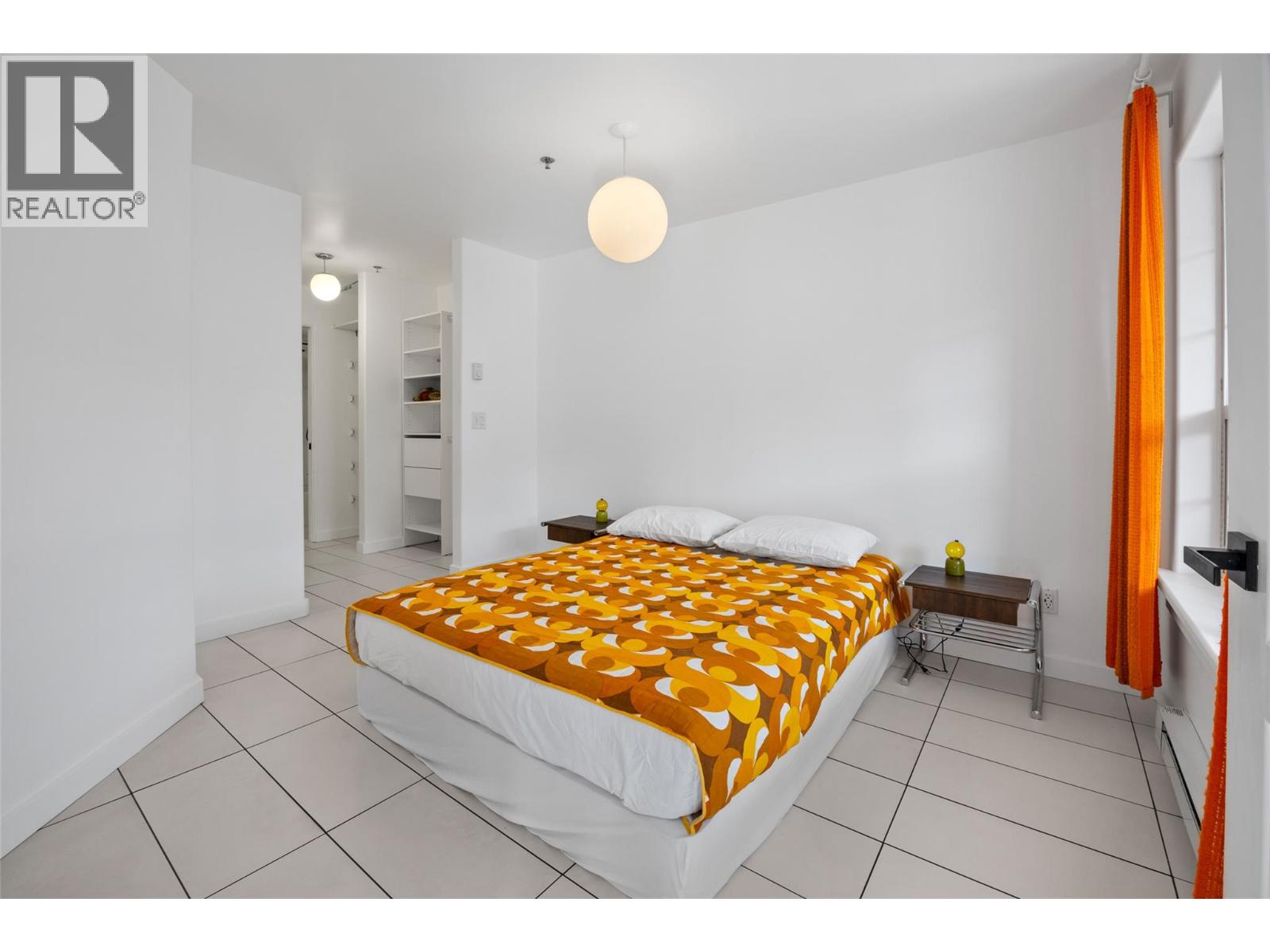 #314 554 Seymour Street - 12